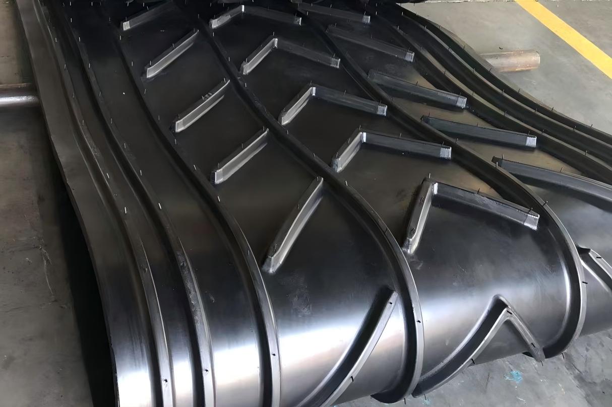 Patterned Conveyor Belt